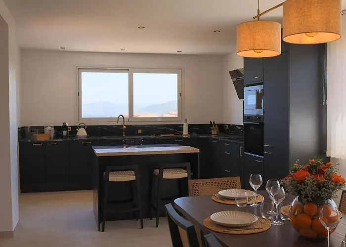 Casa Corborio, Duplex L'ile-rousse, 3 Suites, Sea View, Parking Villa