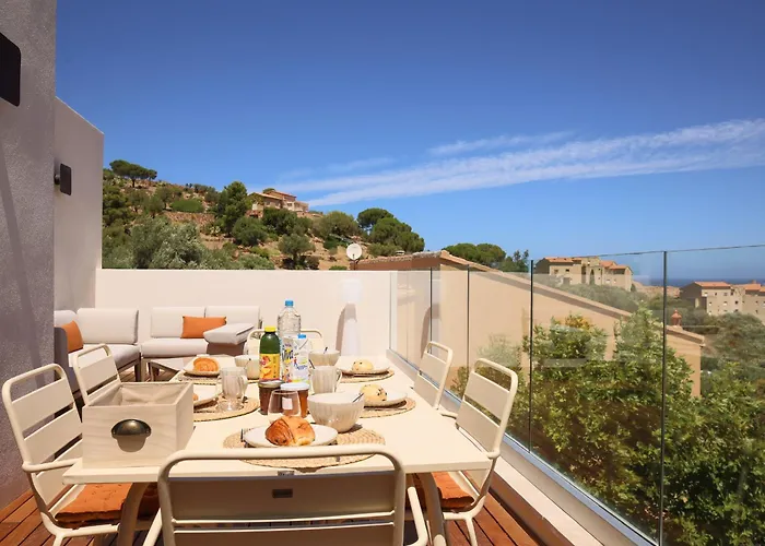 Casa Corborio, Duplex L'ile-rousse, 3 Suites, Sea View, Parking Villa