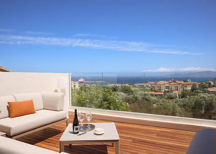 Casa Corborio, Duplex L'ile-rousse, 3 Suites, Sea View, Parking Villa LʼÎle-Rousse